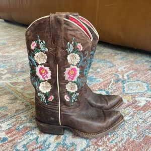 Girls Macie Bean embroidered leather cowgirl boots